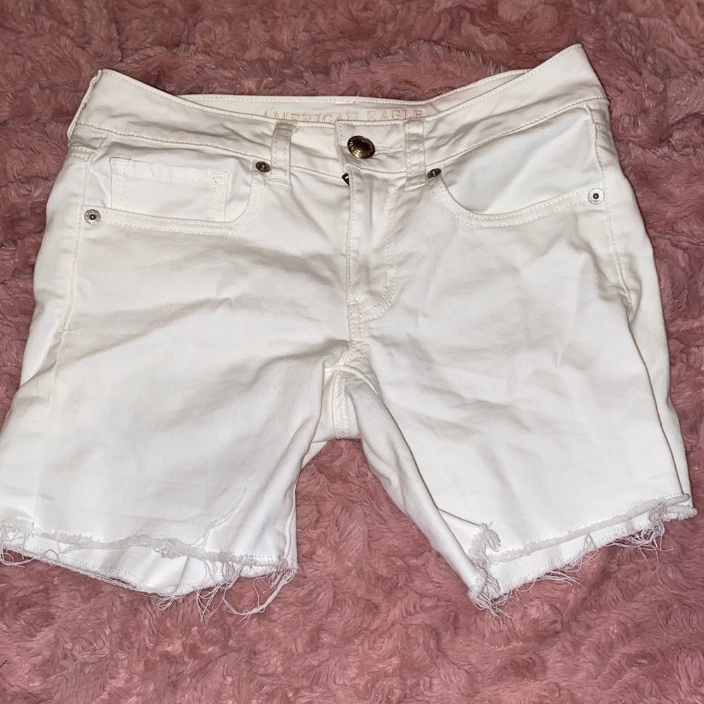 white american eagle shorts